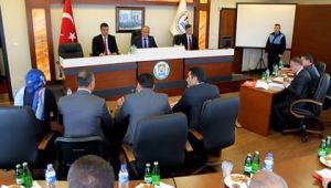 Başkan Hikmet Ata başkanlığında ilk meclis toplantısı yapıldı