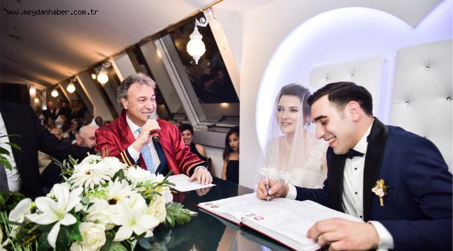 Başkan İduğ ilk nikahını kıydı