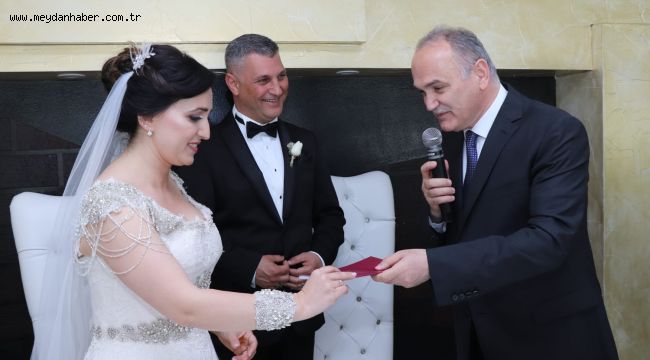 BAŞKAN ÖZLÜ MUTLULUKLARA ORTAK OLDU