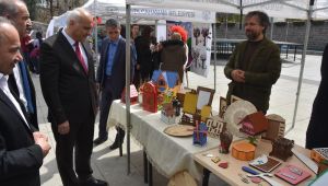 BAŞKAN SÜLEYMAN ACAR, MESLEKİ TANITIM VE YÖNLENDİRME FUARINI ZİYARET ETTİ