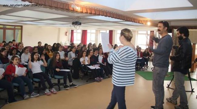 BİN ÇOCUK 23 NİSAN PROVALARINA BAŞLADI