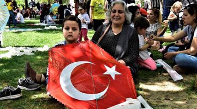 BORNOVA'DA UÇURTMA COŞKUSU  