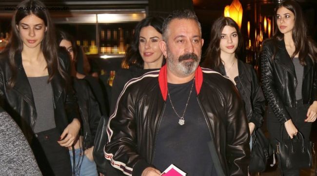 Cem Yılmaz: Oğlum eksik değil, tam