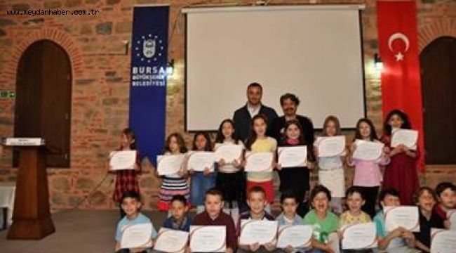 'Çocuk sahne'de belge sevinci