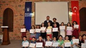 'Çocuk sahne'de belge sevinci