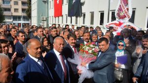 Dinar Belediye Başkanı Nihat Sarı Görevine Başladı 