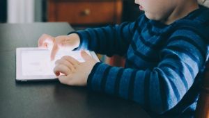 Dünya Sağlık Örgütü'nden ebeveynlere ekran uyarısı