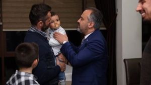 Efelerden yemekli veda