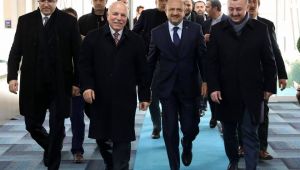 ESKİ BAŞBAKAN YARDIMCISI IŞIK'TAN BAŞKAN SEKMEN'E HAYIRLI OLSUN ZİYARETİ