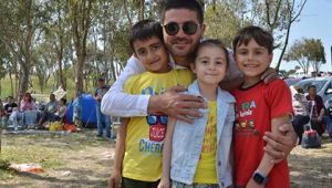 FOÇA'DA UÇURTMA ŞENLİĞİ