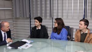 HER YAŞTAN ZİYARETÇİSİ VAR