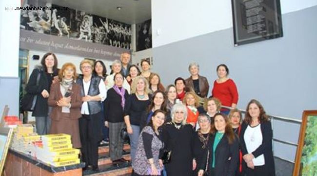 KARMA RESİM SERGİSİ HASAN ALİ YÜCEL KÜLTÜR MERKEZİ'NDE AÇILDI