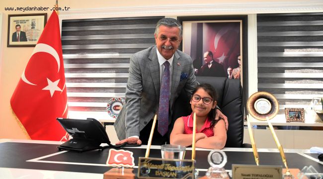 Kemer'in minik başkanı Eylül oldu