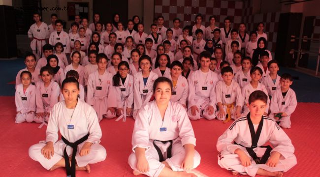 Kepez'in çocukları sporla büyüyor 