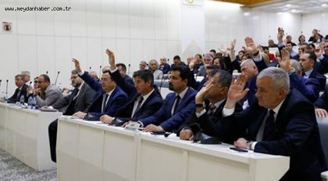 Konak Belediyesi Faaliyet Raporu meclisten geçti