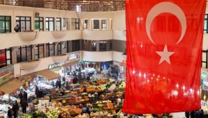 Konya'nın "asırlık alışveriş merkezi" Melike Hatun Çarşısı