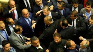 Mansur Yavaş başkanlığındaki ilk toplantıda arbede