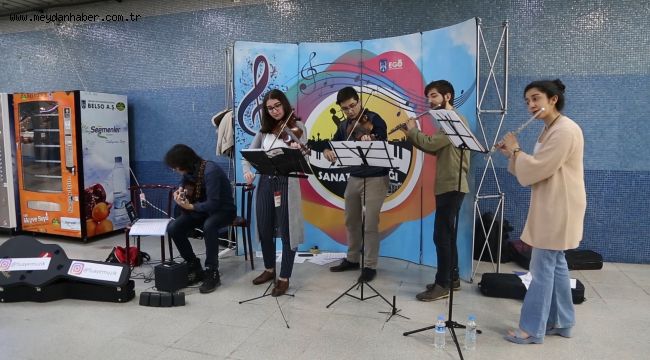 METROLARDA MÜZİK SESİ YÜKSELİYOR…