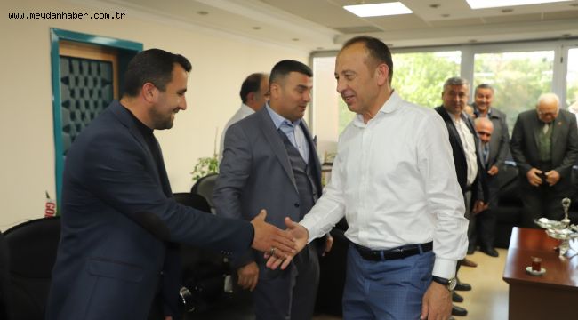 Muhtarlardan Başkan Akın'a Hayırlı Olsun Ziyareti 