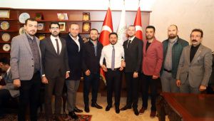 NESİAD YÖNETİCİLERİNDEN BAŞKAN ARI'YA TEBRİK ZİYARETİ