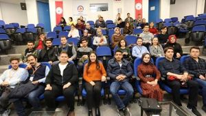 PAÜ'lü gençlere Eurodesk fırsatları anlatıldı  