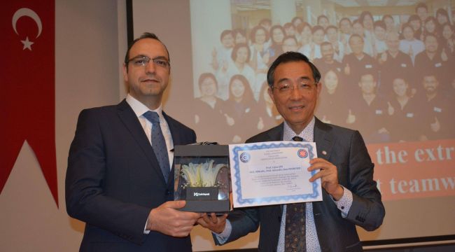 Prof. Dr. Jin, "Ağız ve diş sağlığı hastalıkları dünyada 2,9 milyar insanı etkiliyor"