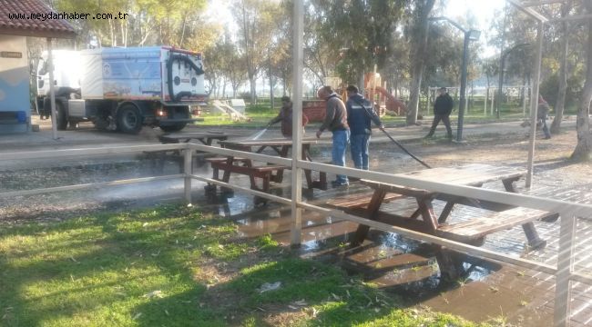 SELÇUK'A KADIN ELİ DEĞDİ