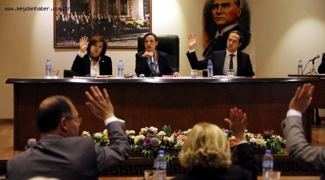 SELÇUK BELEDİYE MECLİSİ TARİHE TANIKLIK ETTİ