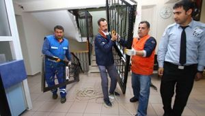 'SERDAR SANDAL' BELEDİYENİN KAPILARINI HALKA AÇTI