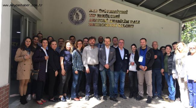 Ürojinekoloji uzmanları Ege'de buluştu