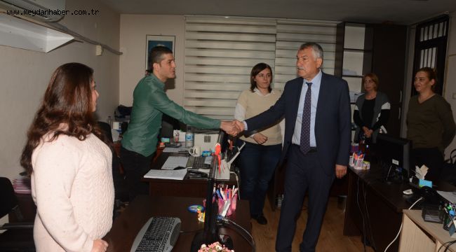 Zeydan Karalar, "Derdi evine ekmek götürmek olan belediye çalışanıyla sorunumuz olmaz." 