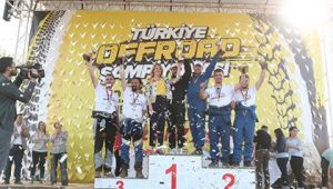 ZORLU PARKURDA HEYECAN DOLU ANLAR