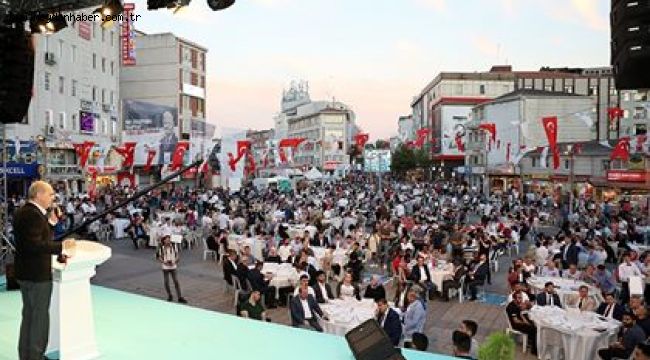 20 BİN KİŞİYLE YERYÜZÜ İFTARI