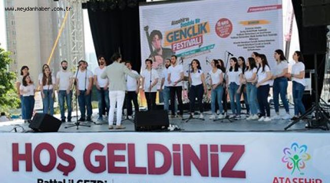 ATAŞEHİR'DE 19 MAYIS'IN 100. YIL ÇOŞKUSU DOYASIYA YAŞANDI