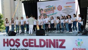 ATAŞEHİR'DE 19 MAYIS'IN 100. YIL ÇOŞKUSU DOYASIYA YAŞANDI