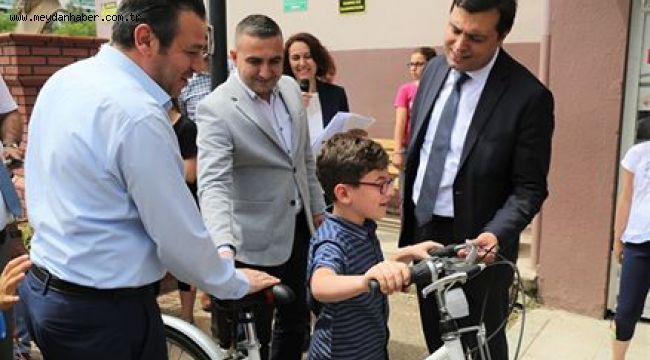 ATIK PİL YARIŞMASINDA ÖDÜLLER DAĞITILDI