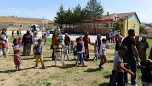 Bahçelievler KKSM'den köy okuluna sürpriz