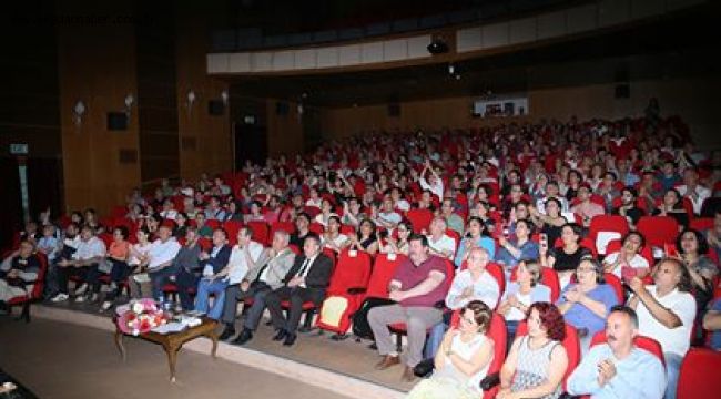 BAŞKAN ATAY NAZIM HİKMET GECESİ'NDE