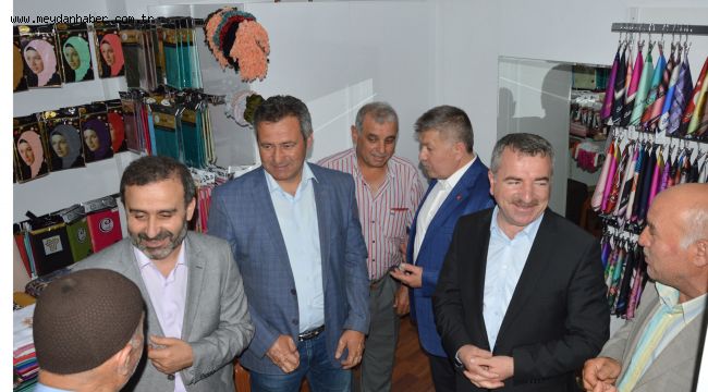 Başkan Özdemir, iş yeri açılışını yaptı