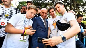 Başkan Soyer, genç mucitleri Başkanlık Konutu'nda ağırladı