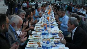 Başkan Vergili Bağ-Essan Sanayi Sitesinde Düzenlenen İftar Yemeğine Katıldı