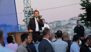 BİNLERCE KÜÇÜKÇEKMECELİ AYNI SOFRADA ORUÇLARINI AÇTI