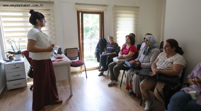 Buca'da toplumsal cinsiyet eşitliği masaya yatırıldı
