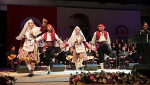 Büyükşehir'den Talip Özkan Anma Konseri düzenlendi