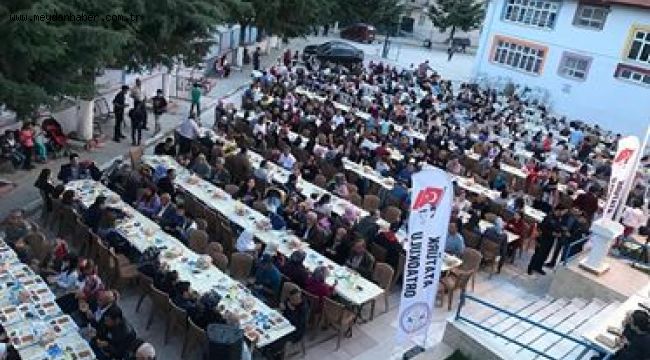 Çameli Atatürk Ortaokulu Velileri ve Öğretmenlerinden iftar programı