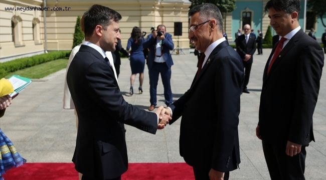 Cumhurbaşkanı Yardımcısı Oktay, Zelenskiy'in yemin törenine katıldı