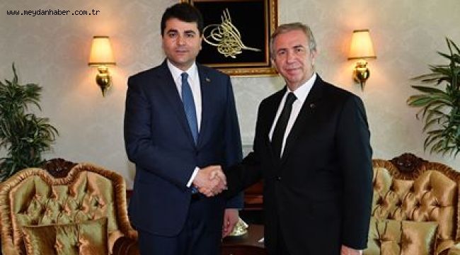  DEMOKRAT PARTİ'DEN BAŞKAN YAVAŞ'A HAYIRLI OLSUN ZİYARETİ…  