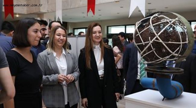 DEÜ ÇEVRE GÜNLERİ'NDE 'SIFIR ATIK' KONUŞULDU