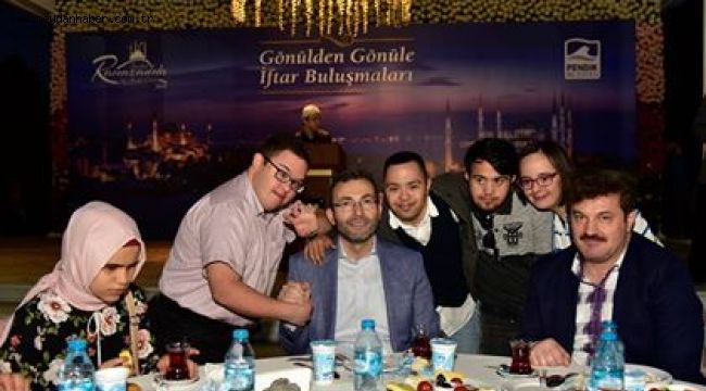 Engelliler iftarında duygulandıran dua