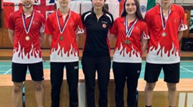 Genç Badmintoncular Başarıya Doymuyor